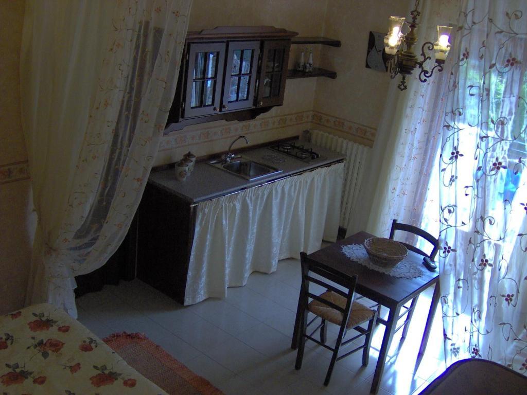 Bed & Breakfast Santa Fara Bari Room photo